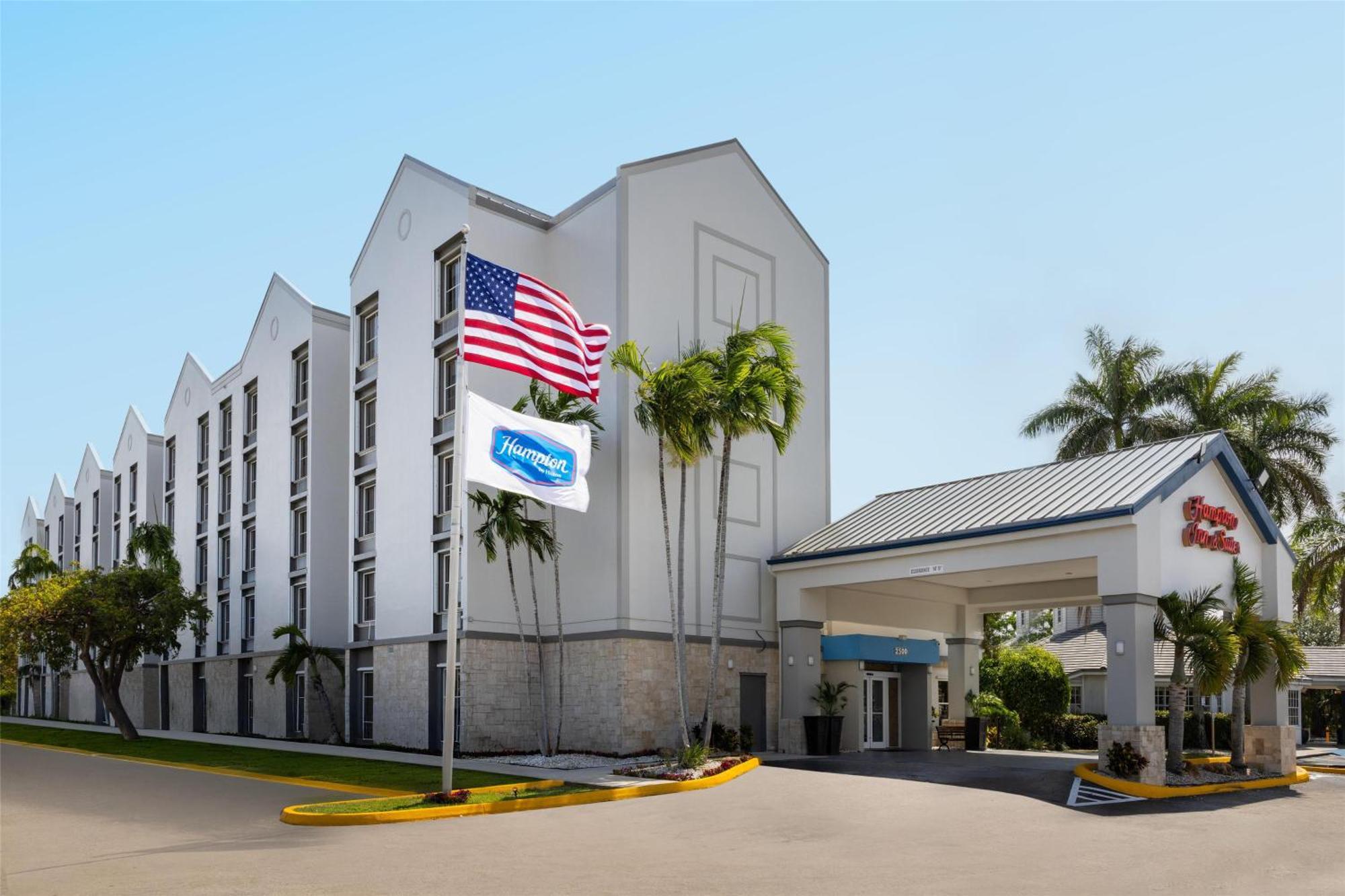Hampton Inn & Suites Fort Lauderdale Airport Hollywood Exterior foto